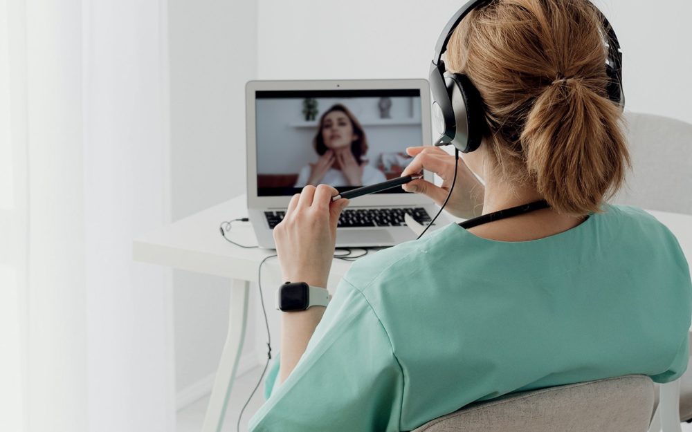 LE PARI DE L’E-SANTÉ POUR UN MEILLEUR ACCÈS AUX SOINS